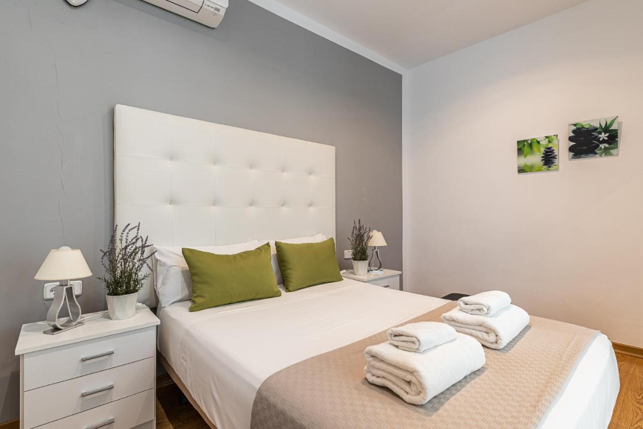 Waou Apartamentos En Sol Confort 7 Madrid Exterior photo